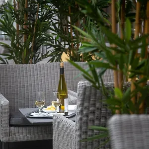 Hotel Paradis
